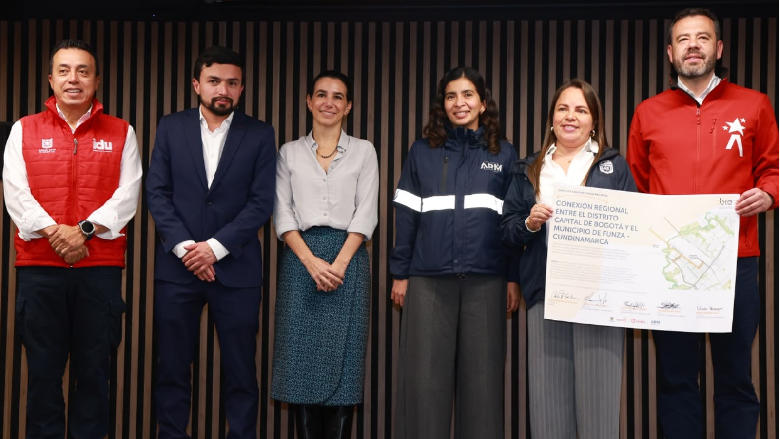 Bogotá y Funza acuerdan nuevas vías hacia El Dorado