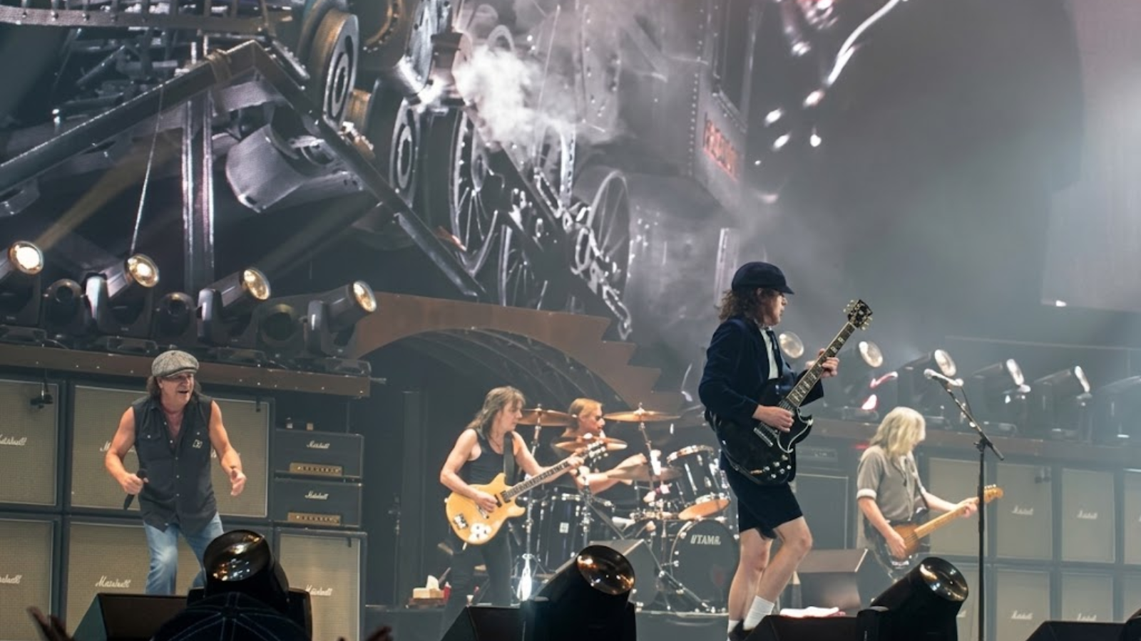 AC/DC: Chris Slade anuncia su retiro de los escenarios
