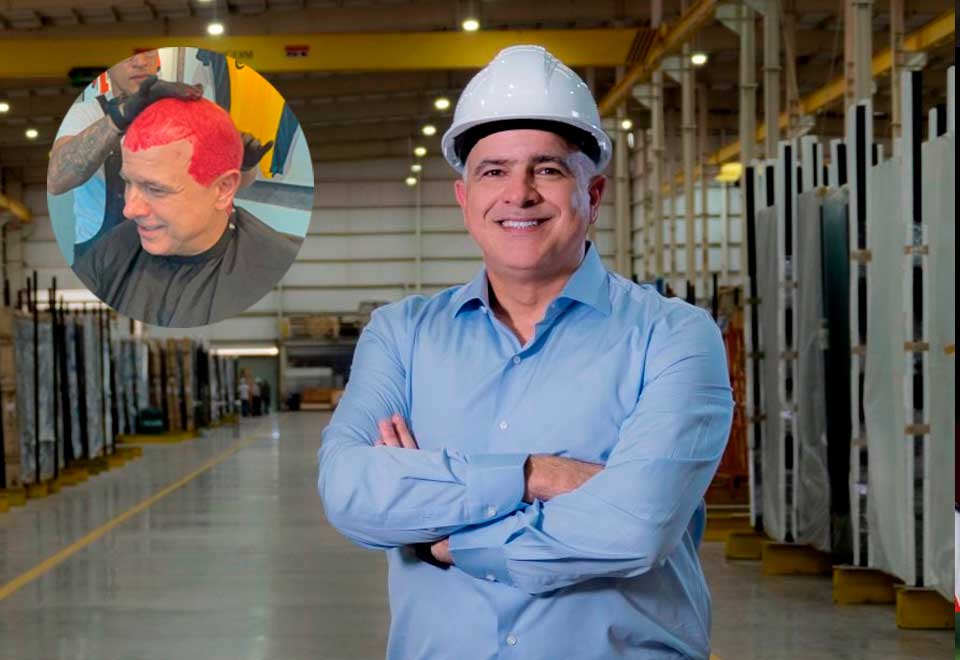 [Video] Reconocido empresario Christian Daes se pintó de rojo el pelo por el Junior
