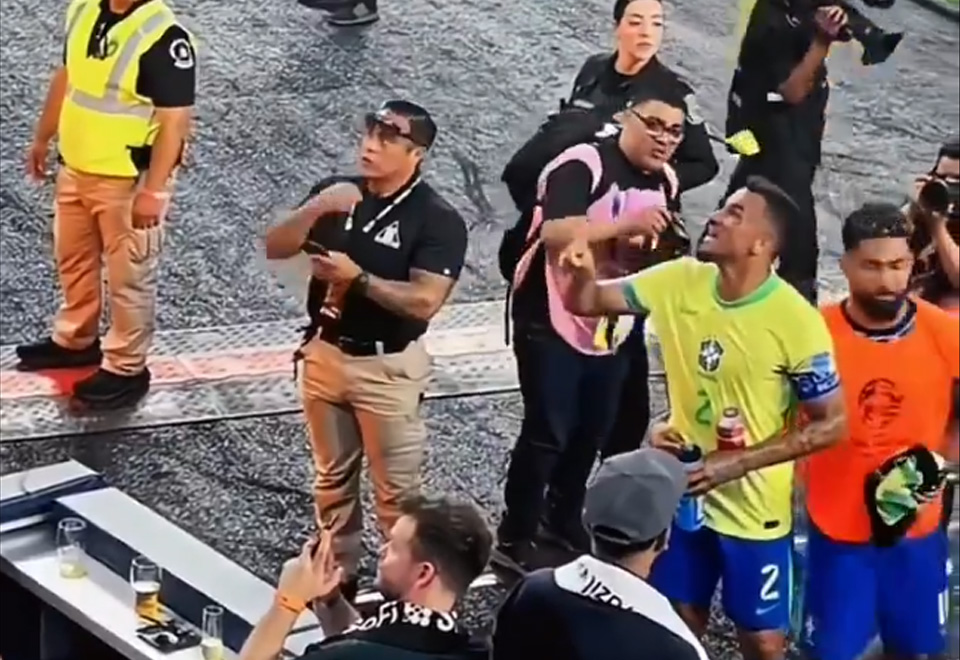 [Video] Discusión entre Danilo y los hinchas de Brasil