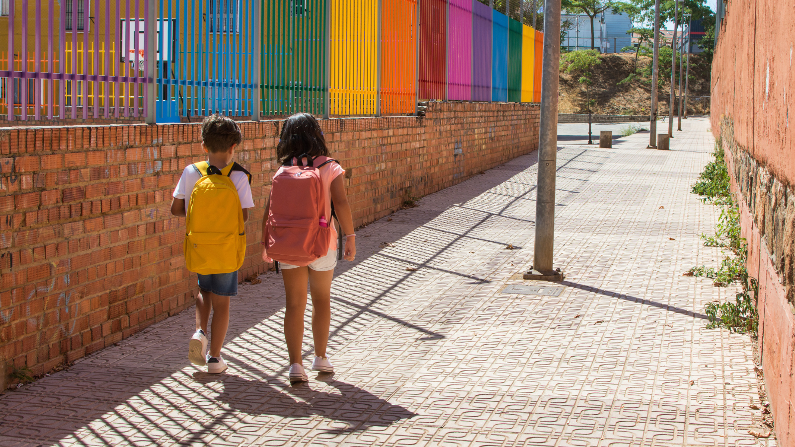 El Ministerio de Educación pide a los colegios prepararse ante posible llegada del fenómeno de El Niño