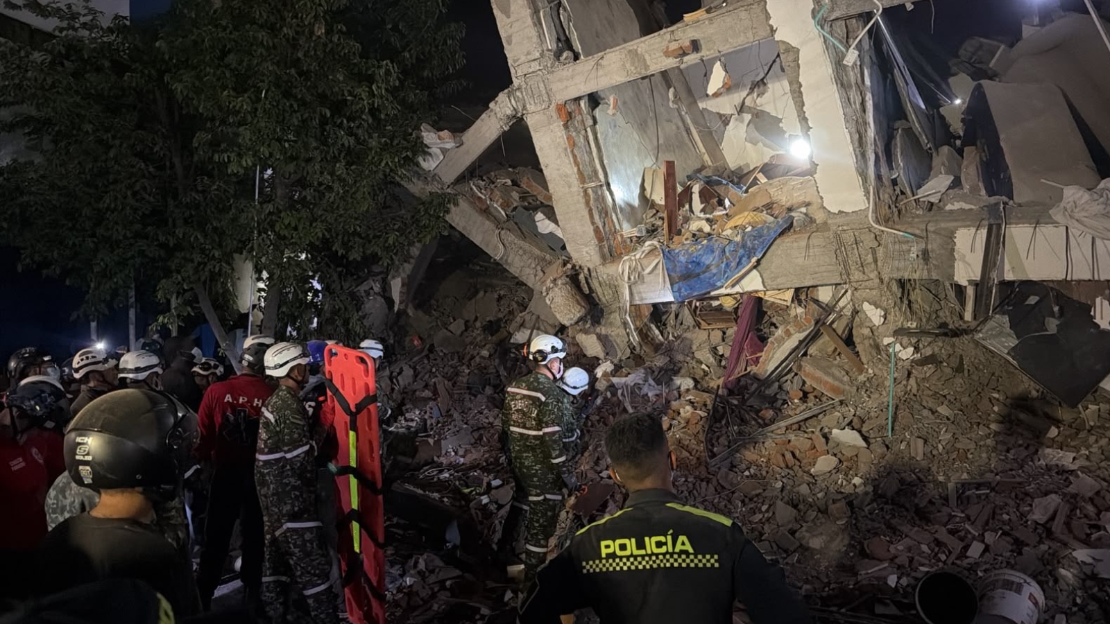 Actualización: Terremoto deja 181 muertos y golpea con fuerza a Cali y Pereira