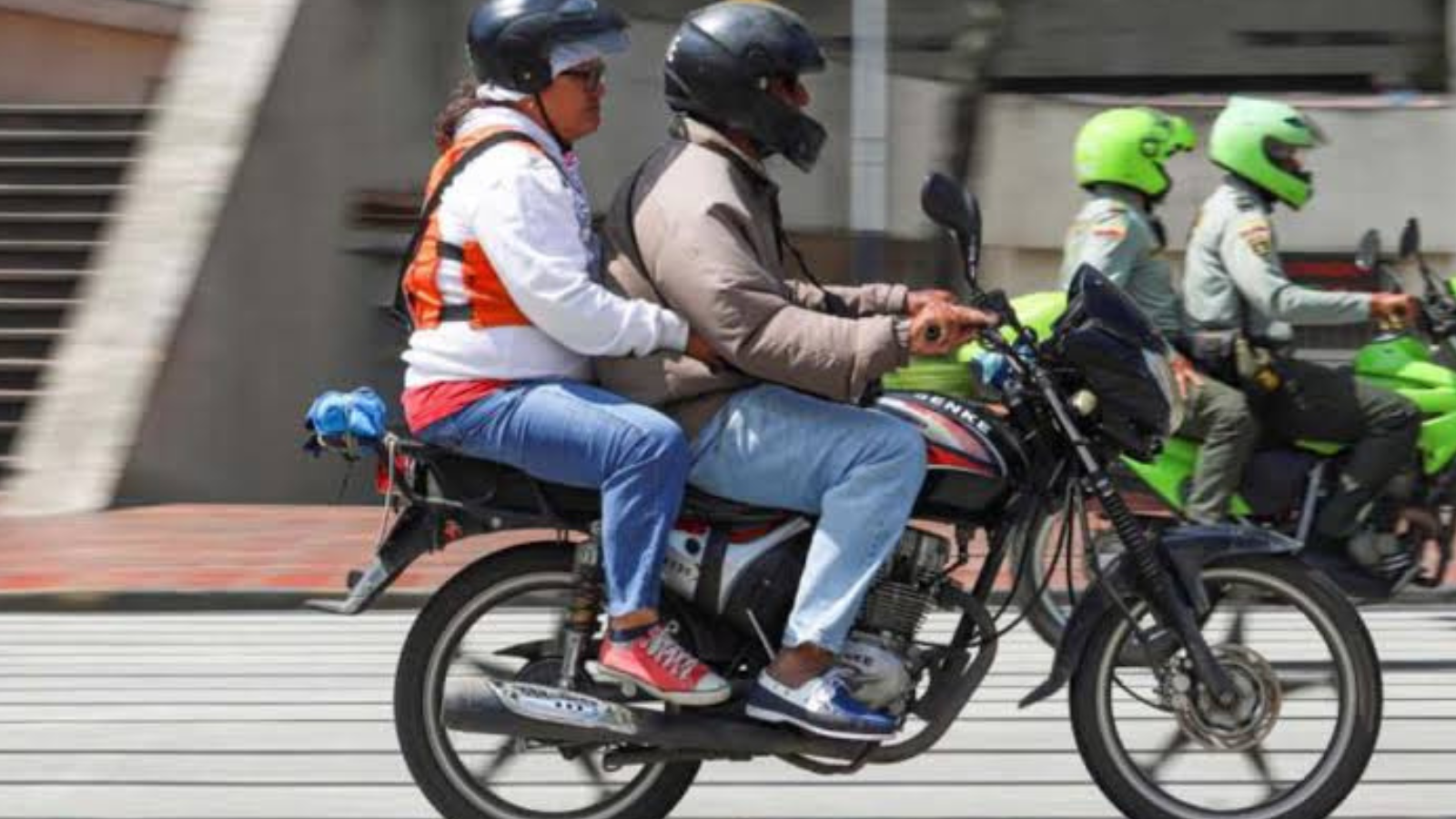 Habrá restricción para motos en Bogotá