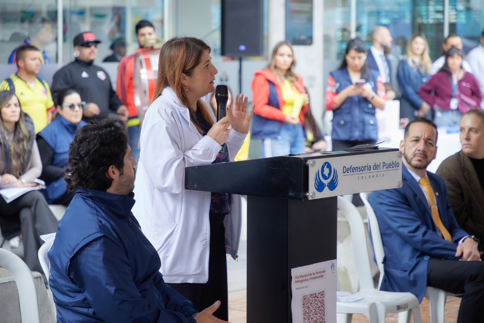 Defensoría alerta que más de 107.000 personas fueron desplazadas por la violencia en Colombia