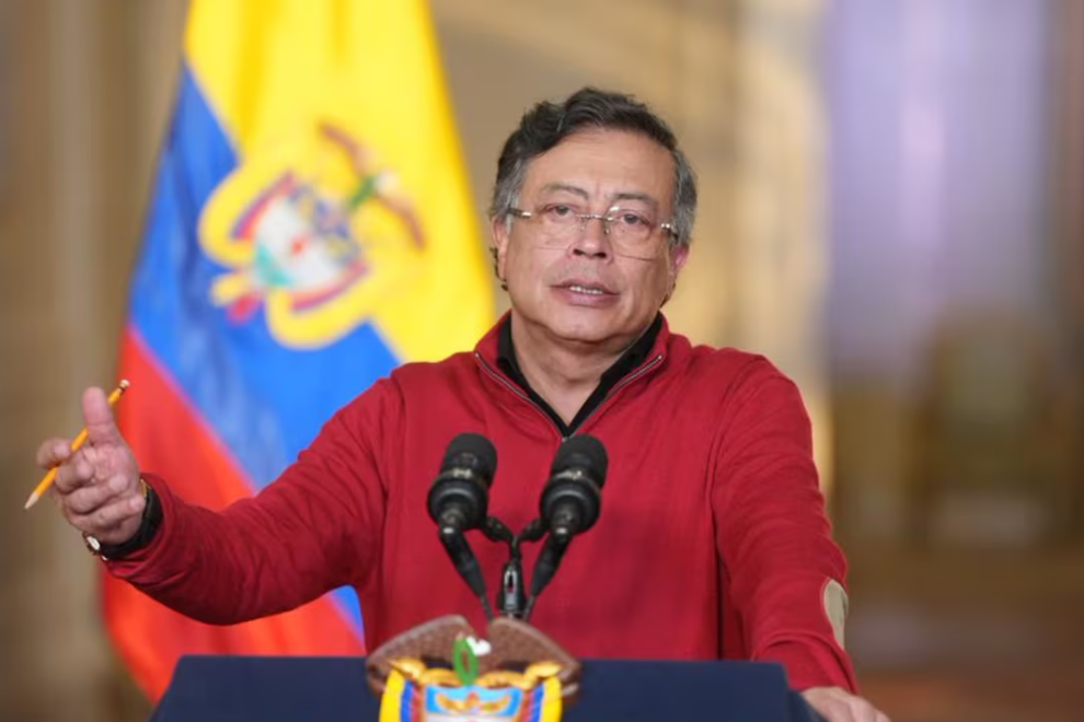 Oposición activa derecho a réplica tras alocución presidencial por salario mínimo