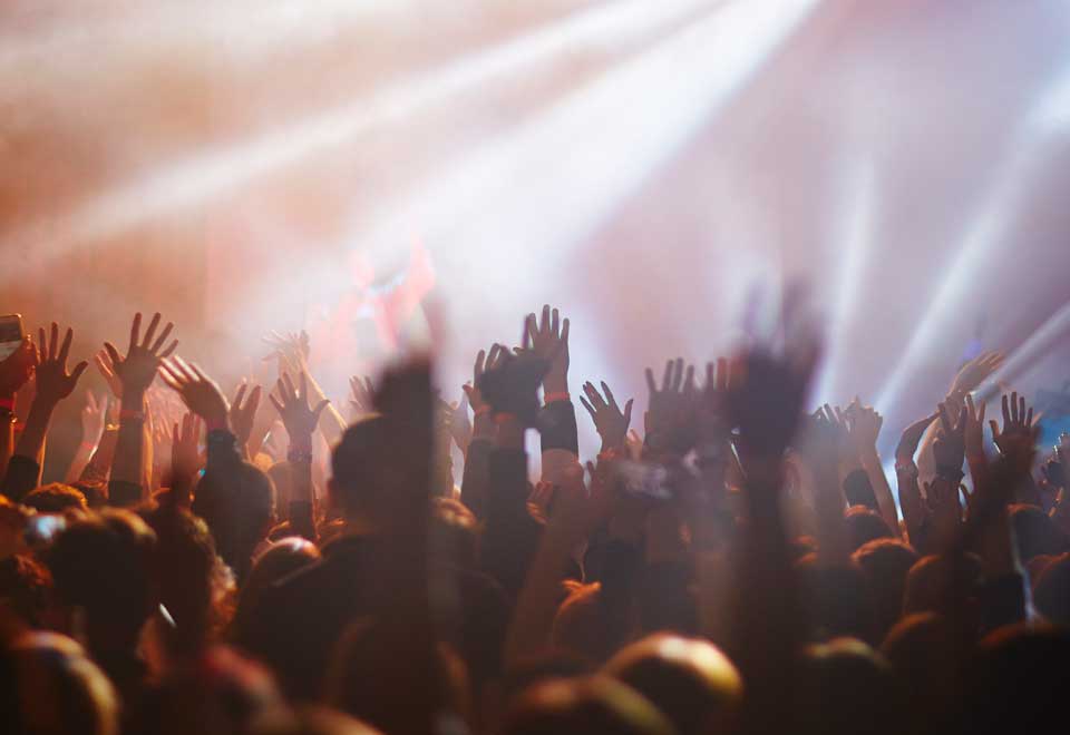 Otra vez gritaron en evento púbico ¡Fuera Petro!