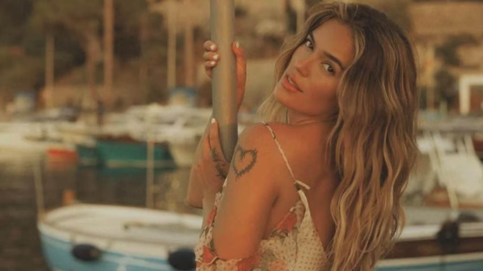 Karol G estrena álbum íntimo y da reglas para escucharlo