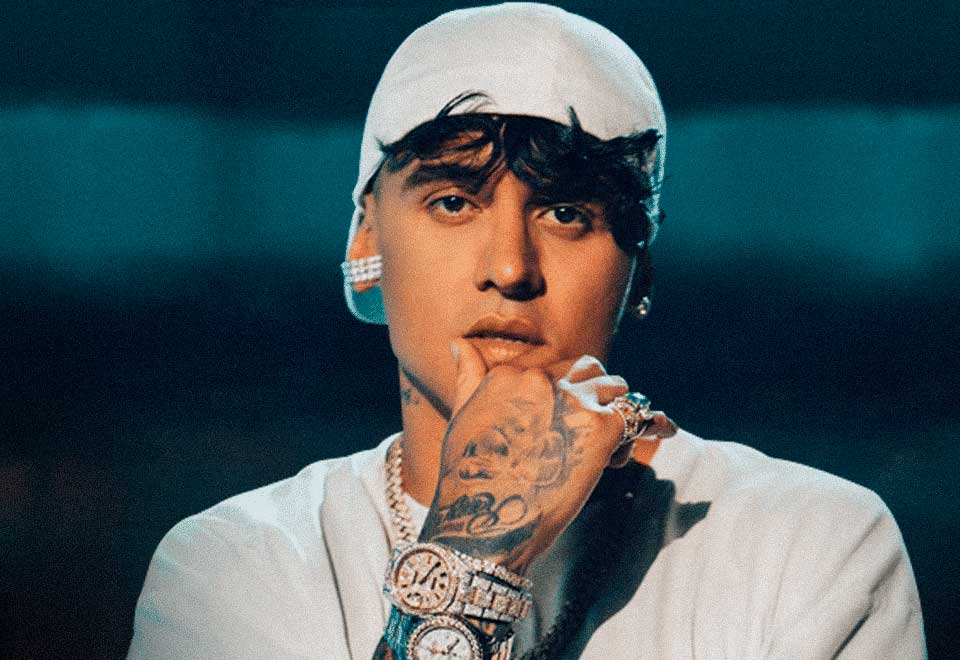 Así publicó Kevin Roldan que iba a ser padre