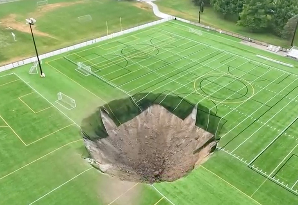 [Video] Impresionante hundimiento de tierra