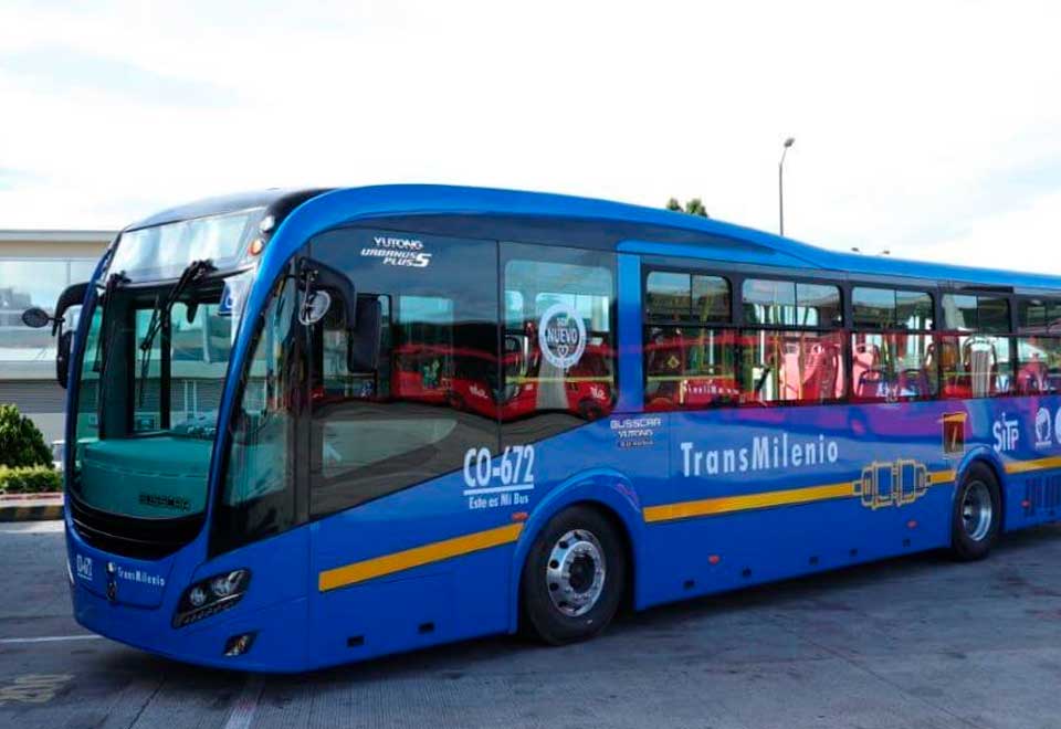 ¿Qué paso bus del SITP que encapuchados pretendían entrar a la U Pedagógica?