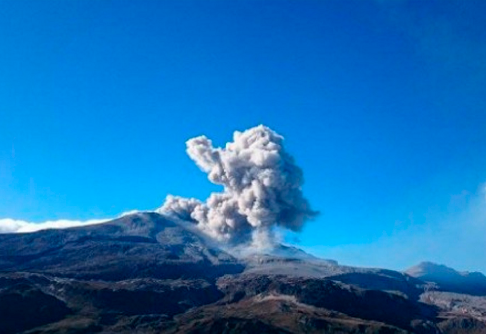 [Video] Increíble resplandor en el Nevado del Ruiz