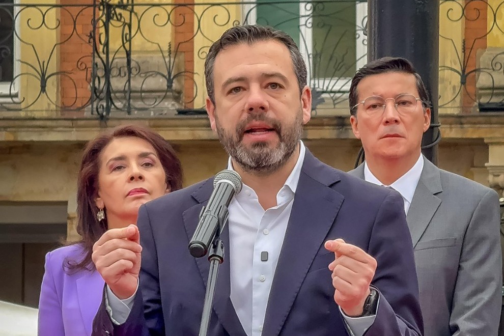 Galán llama a respetar resultados electorales y denunciar irregularidades por vías institucionales