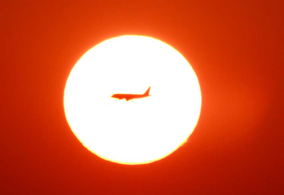 [Video] ¡Increíble! Así se vio el eclipse desde un avión