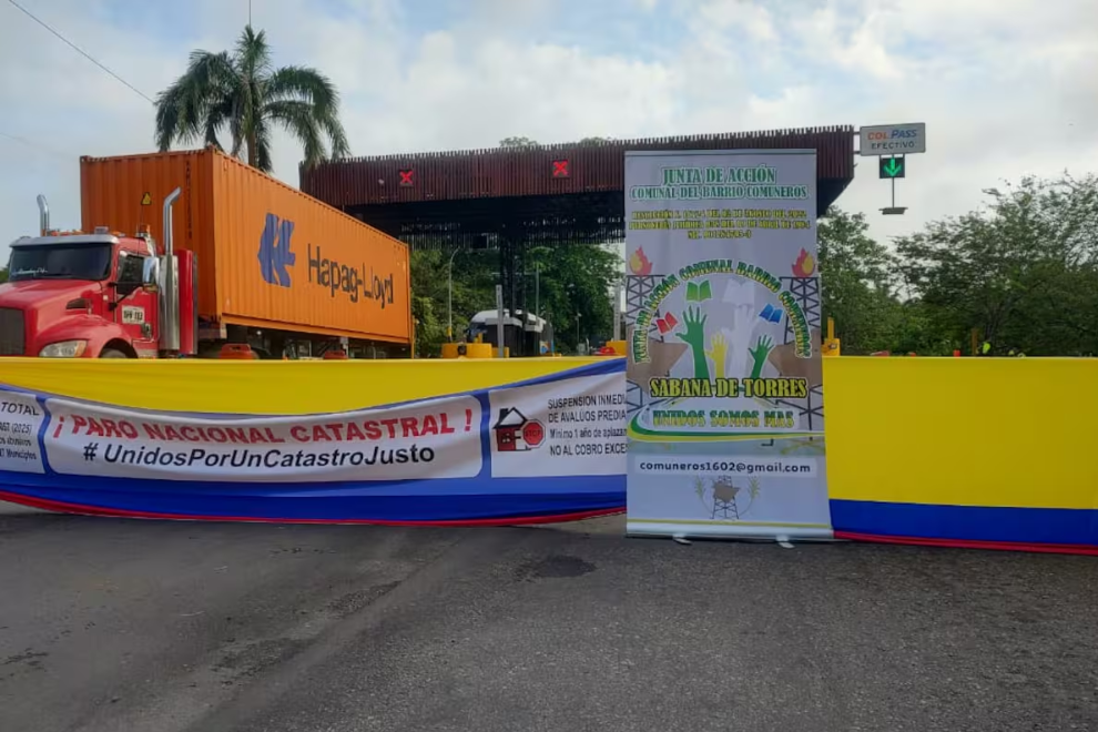 Paro catastral escala y tensiona al Gobierno: bloqueos persisten sin acuerdos