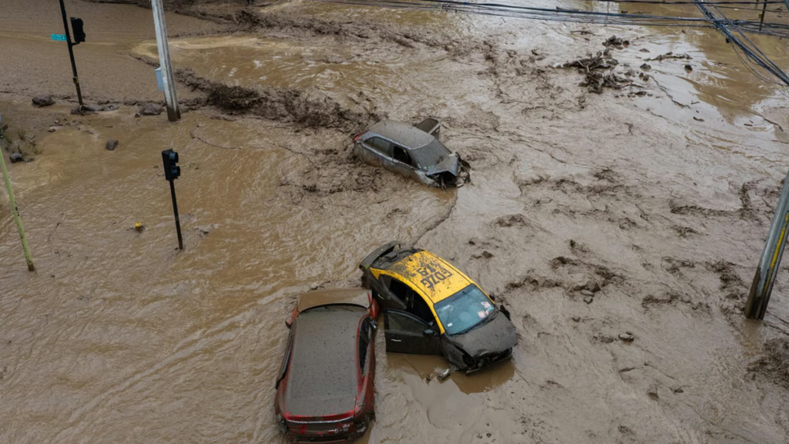 Alerta Roja en Chile por aluvión