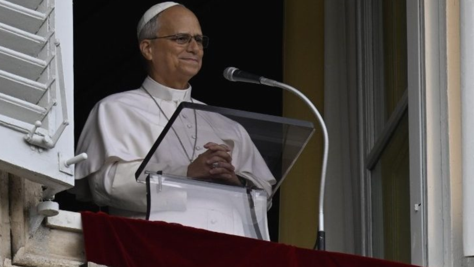 El Papa reaparece tras recuperación