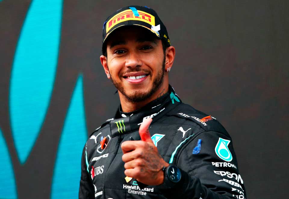 Hamilton a Ferrari ¡increíble!