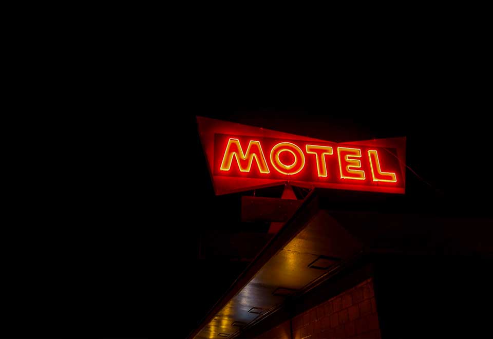 Atención amantes, los moteles se están quebrando