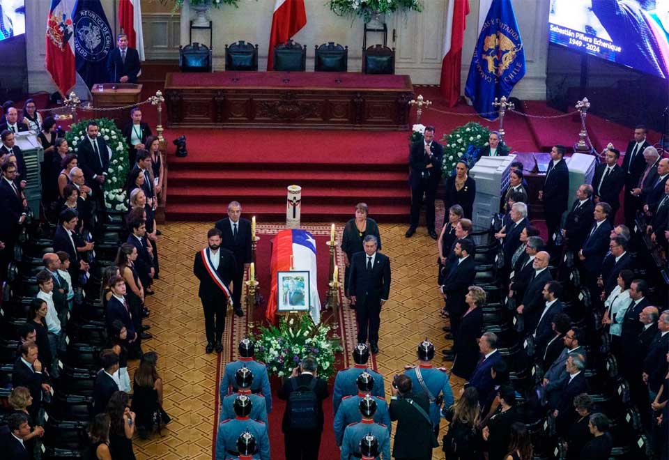 Así despiden a Sebastián Piñera en Chile